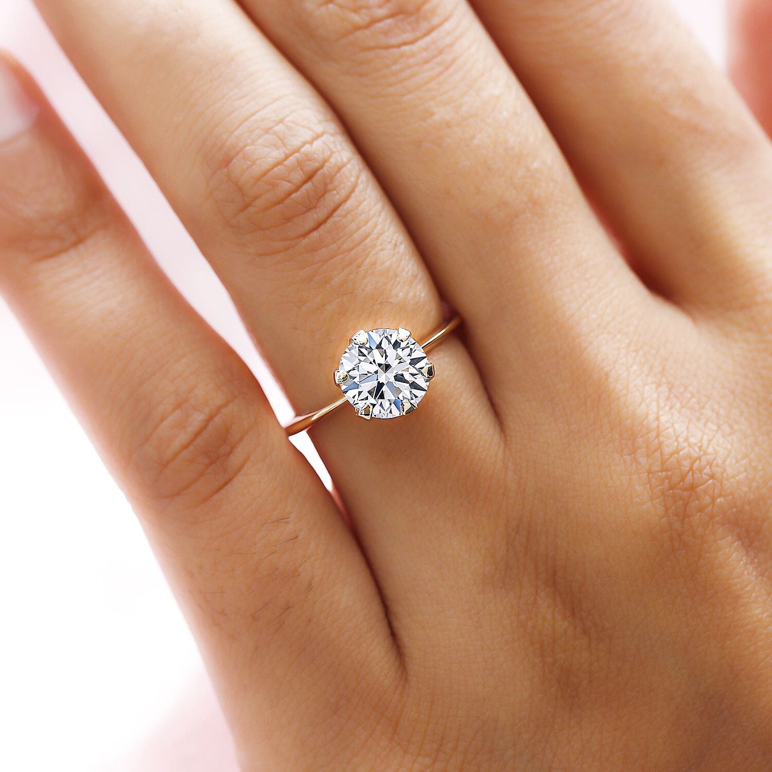 Luxuriant 9K Yellow Gold SGL Certified (VS-EF) Lab Grown Diamond Ring 1.00 Ct.