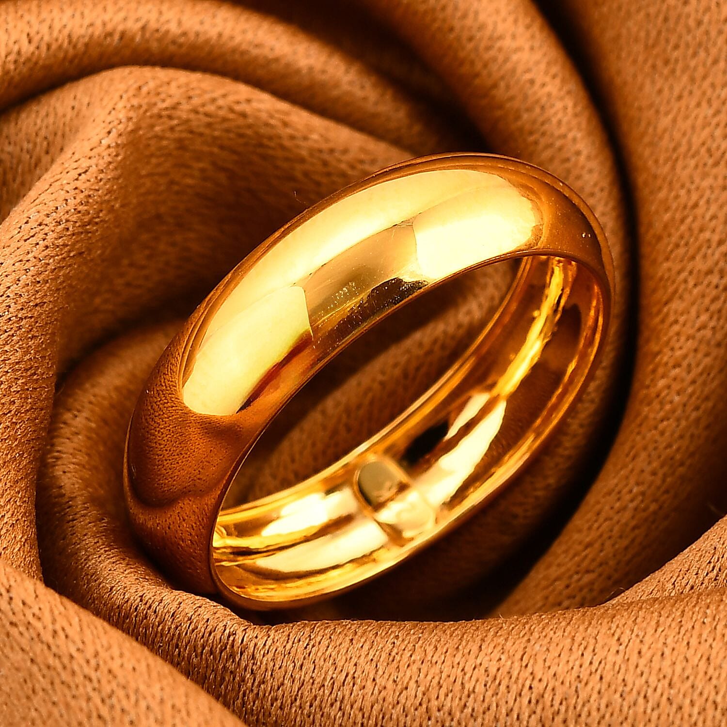 Brand New Arrival - Royal Bali Doorbuster Deal - 22K Yellow Gold Band Ring (91.66% Purity) Brand New Arrival - Royal Bali Doorbuster Deal - 22K Yellow Gold Band Ring (91.66% Purity)