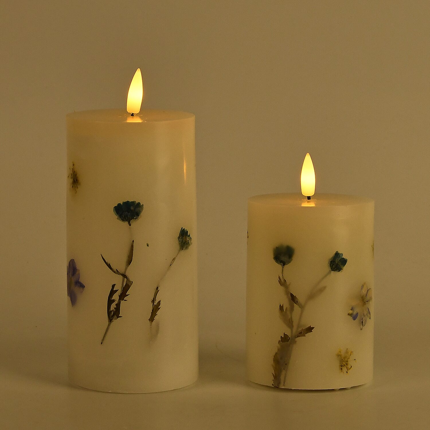 Set of 2 LED Wax Candle Lights Embedded with Dry Flower (2AA Battery not inc.) - Blue Set of 2 LED Wax Candle Lights Embedded with Dry Flower (2AA Battery not inc.) - Blue