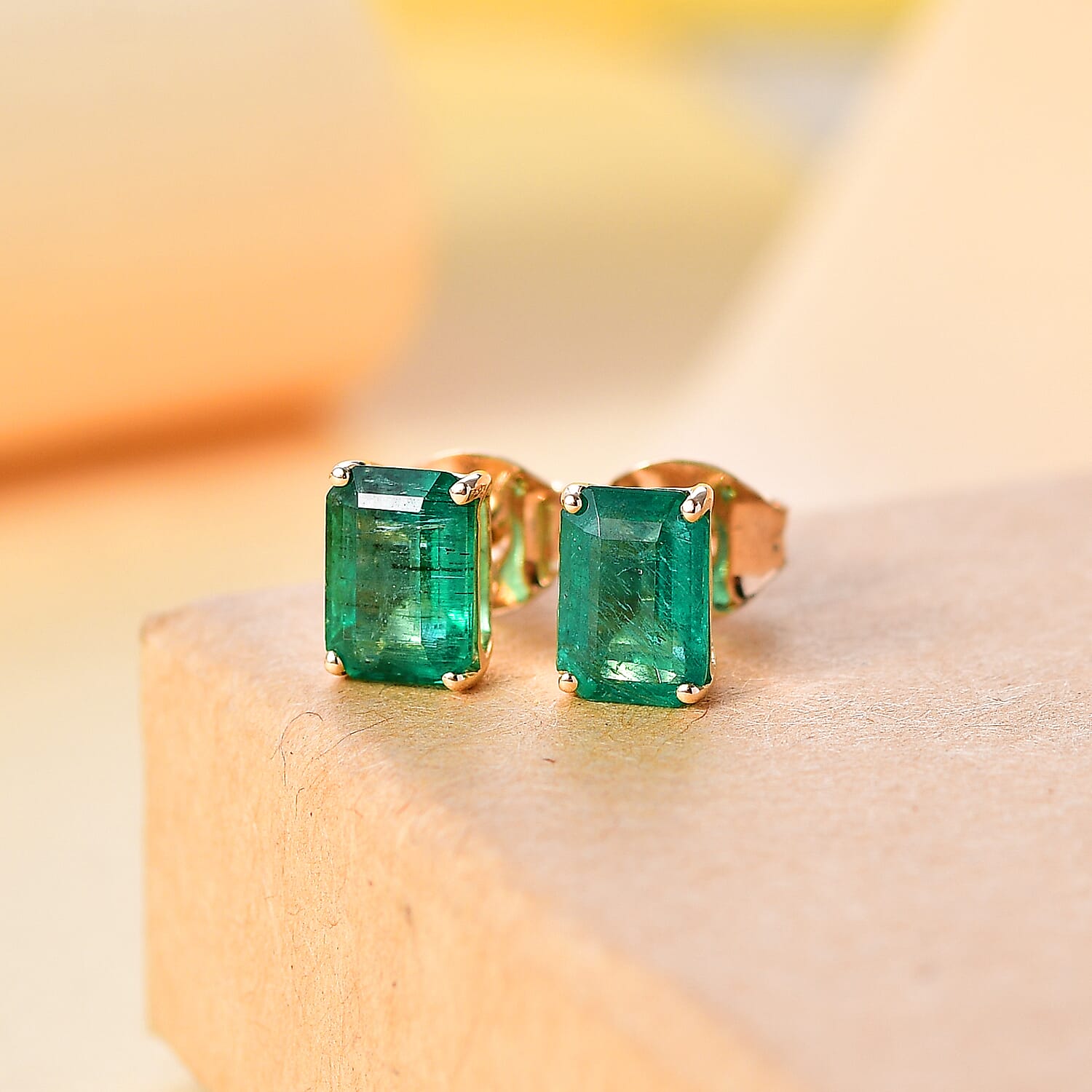 9K Yellow Gold AAA Emerald Earring With Push Back 1.98 ct,