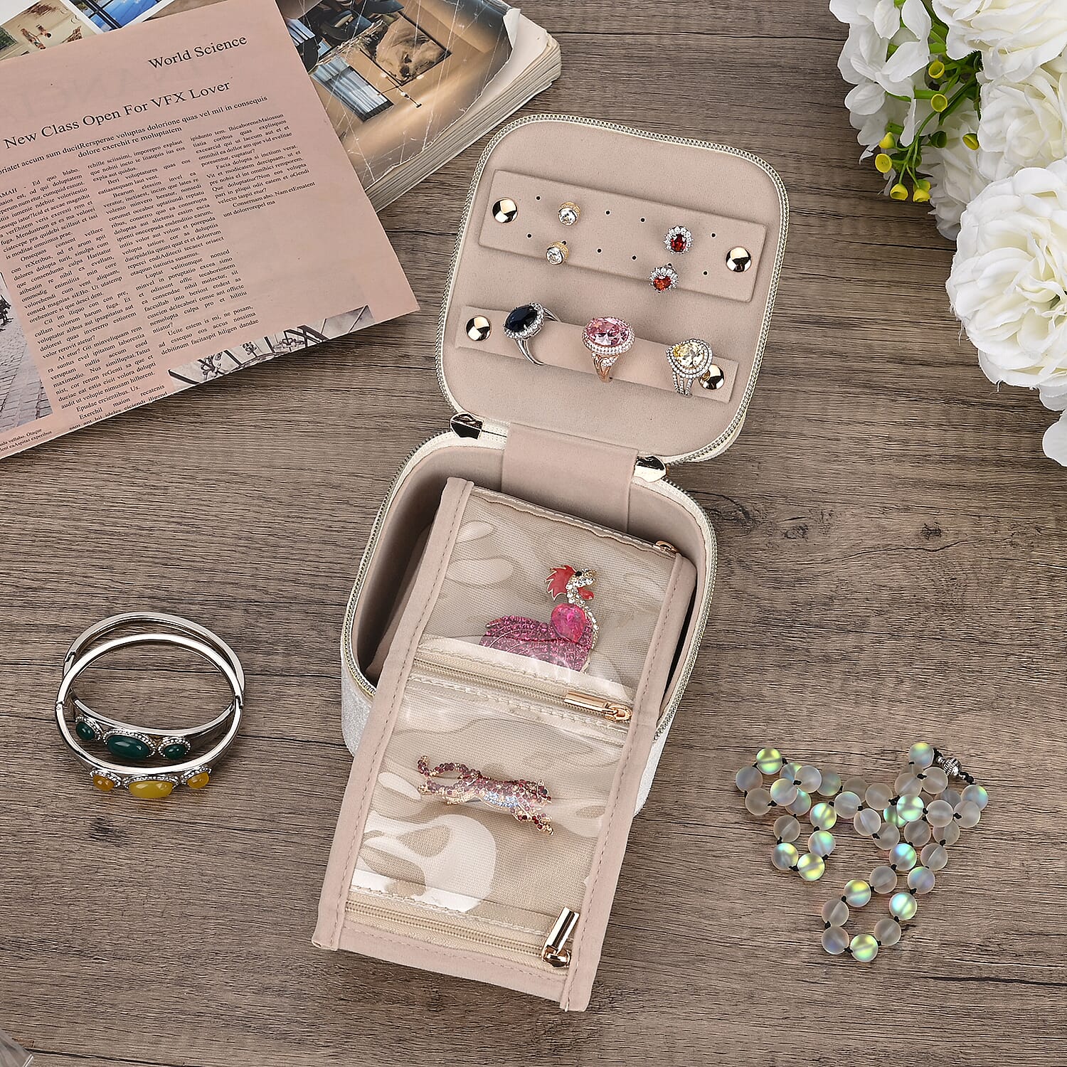 Velvet Jewellery Organiser (Size 12x12x7 cm) - Cream Velvet Jewellery Organiser (Size 12x12x7 cm) - Cream