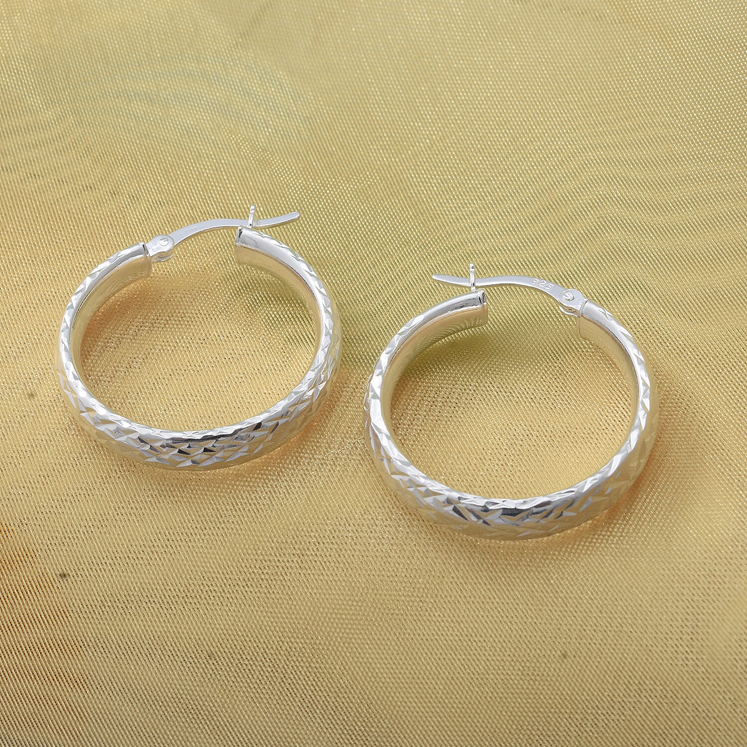 Vicenza Close Out Deal- Sterling Silver Hoop Earrings (with Clasp)