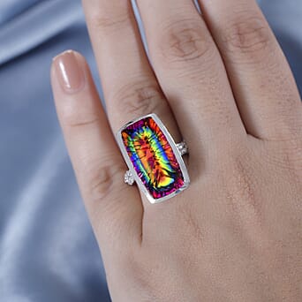 https://tjcuk.sirv.com/Products/78/8/7887104/Nebula-Quartz-Doublet-White-Zircon-Main-Stone-With-Side-Stone-Ring-in-_7887104_2.jpg?w=342&h=342
