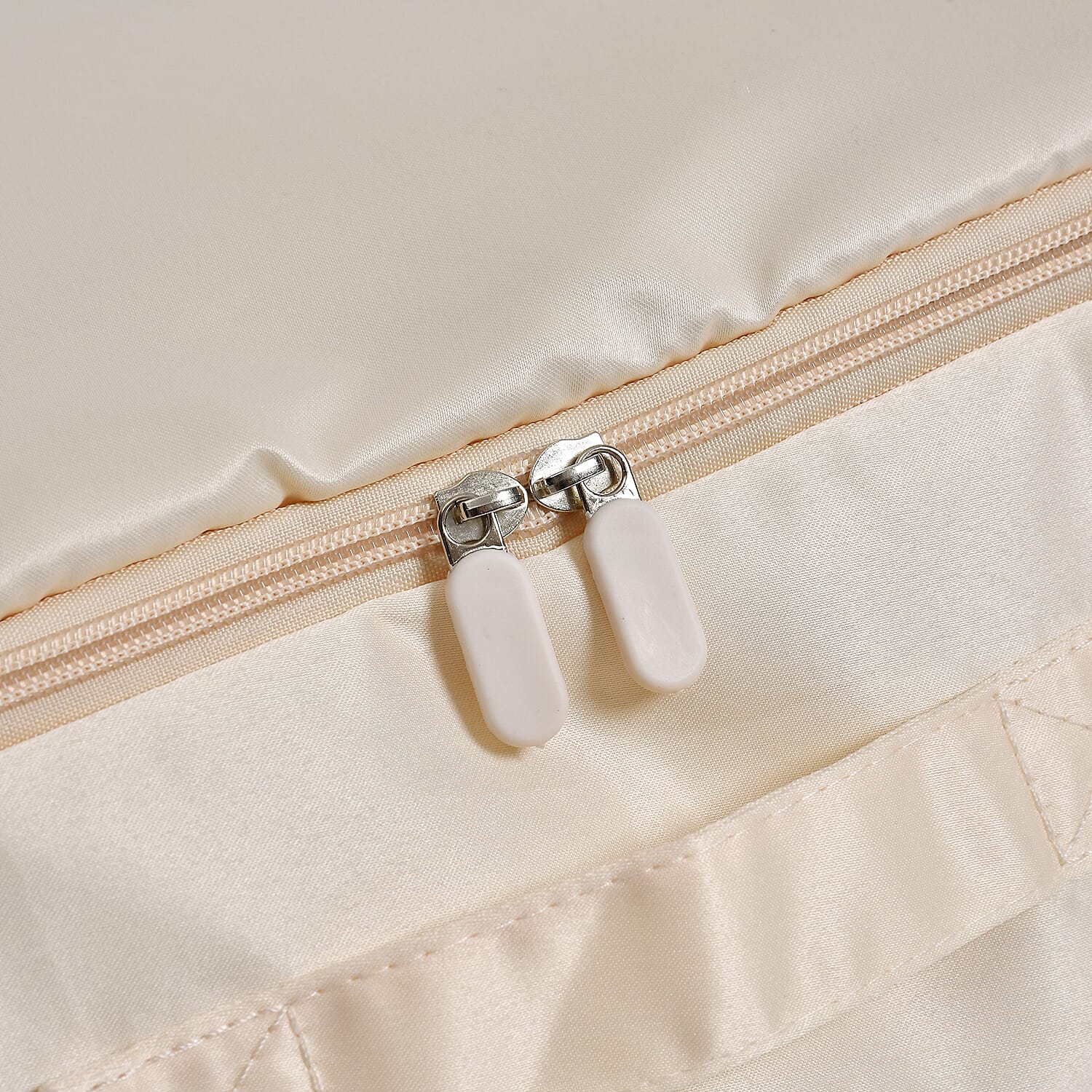 Satin Compressed Storage Bag with Zipper (Size 52x42x30 cm) - Apricot Pink Satin Compressed Storage Bag with Zipper (Size 52x42x30 cm) - Apricot Pink