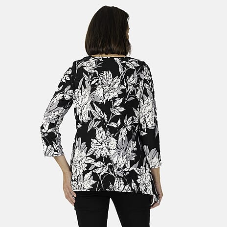 Classic Hanky Hem Print Top with Necklace