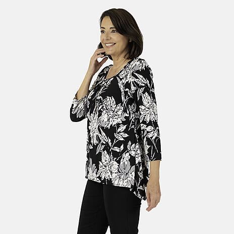 Classic Hanky Hem Print Top with Necklace