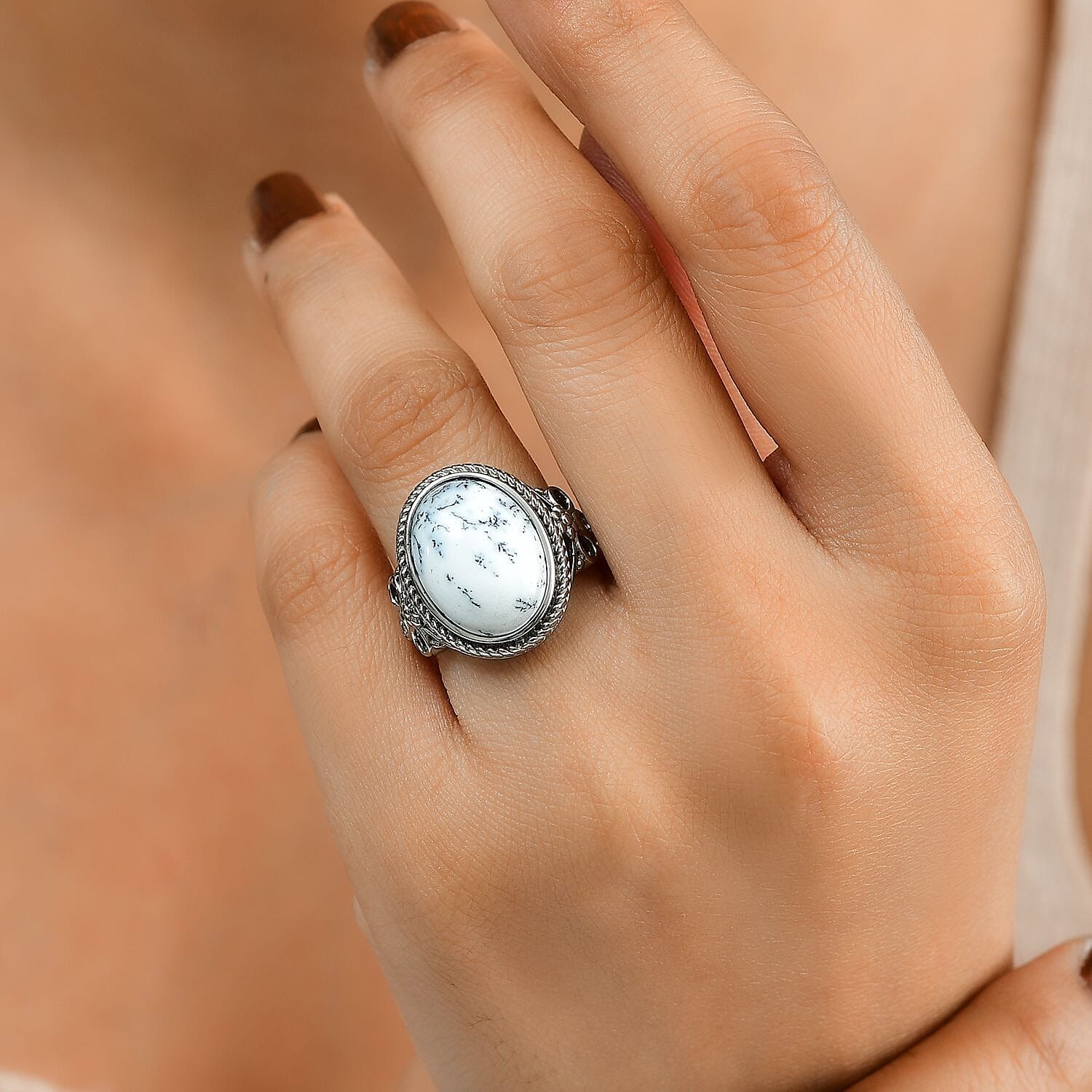 Dendritic Agate Solitaire Ring in Silver Tone 8.61 Ct.