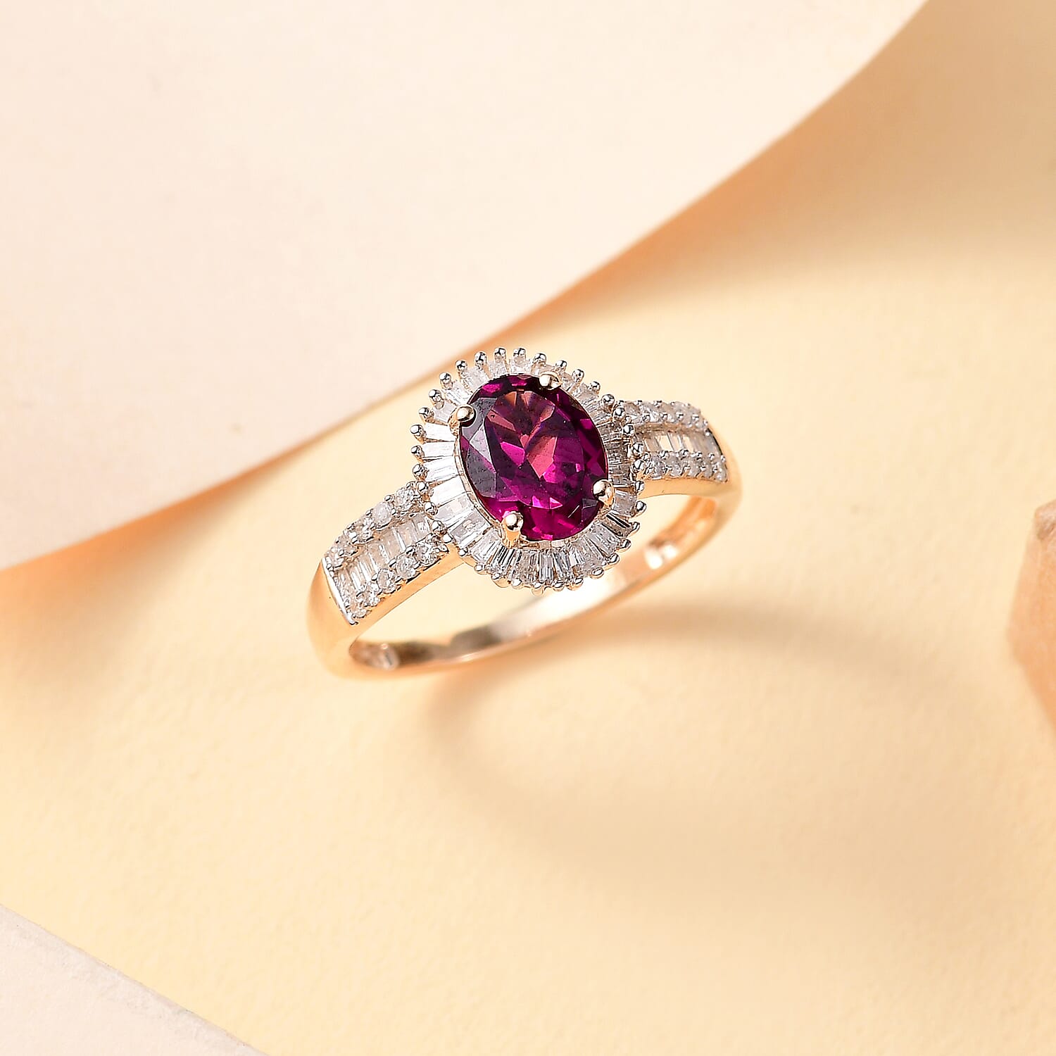 9K Yellow Gold AAA Natural Ember Garnet & White Diamond Ring 1.90 Ct