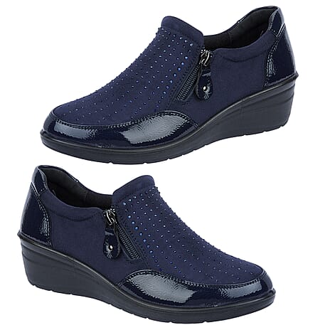 Ladies Shoe (Size 7) - Navy