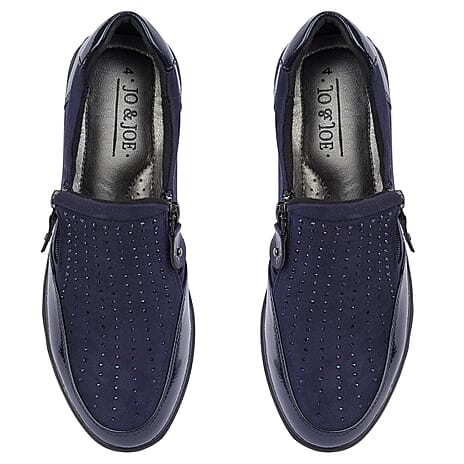 Ladies Shoe (Size 7) - Navy