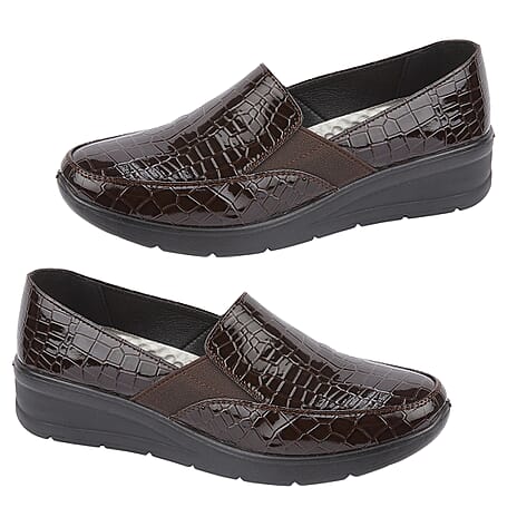 AGATHA Ladies Lightweight Slip-on Comfort Shoe (Size 3) - Dark Brown