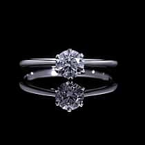 LUXURIANT 9K White Gold SGL Certified VS/EF Lab Grown Diamond Ring