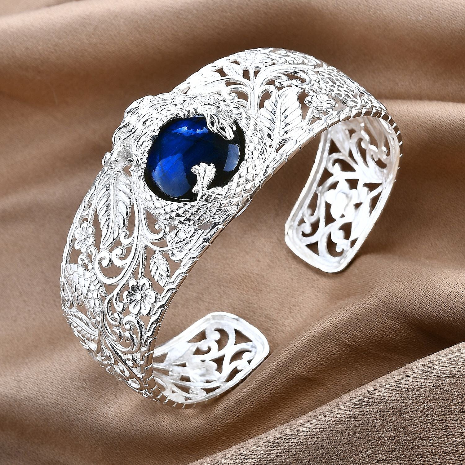 Royal Bali Collection - Labradorite Cuff Bangle (Size - 6.5 to 9.0) in Sterling Silver 25.27 Ct, Silver Wt. 34.40 Gms.