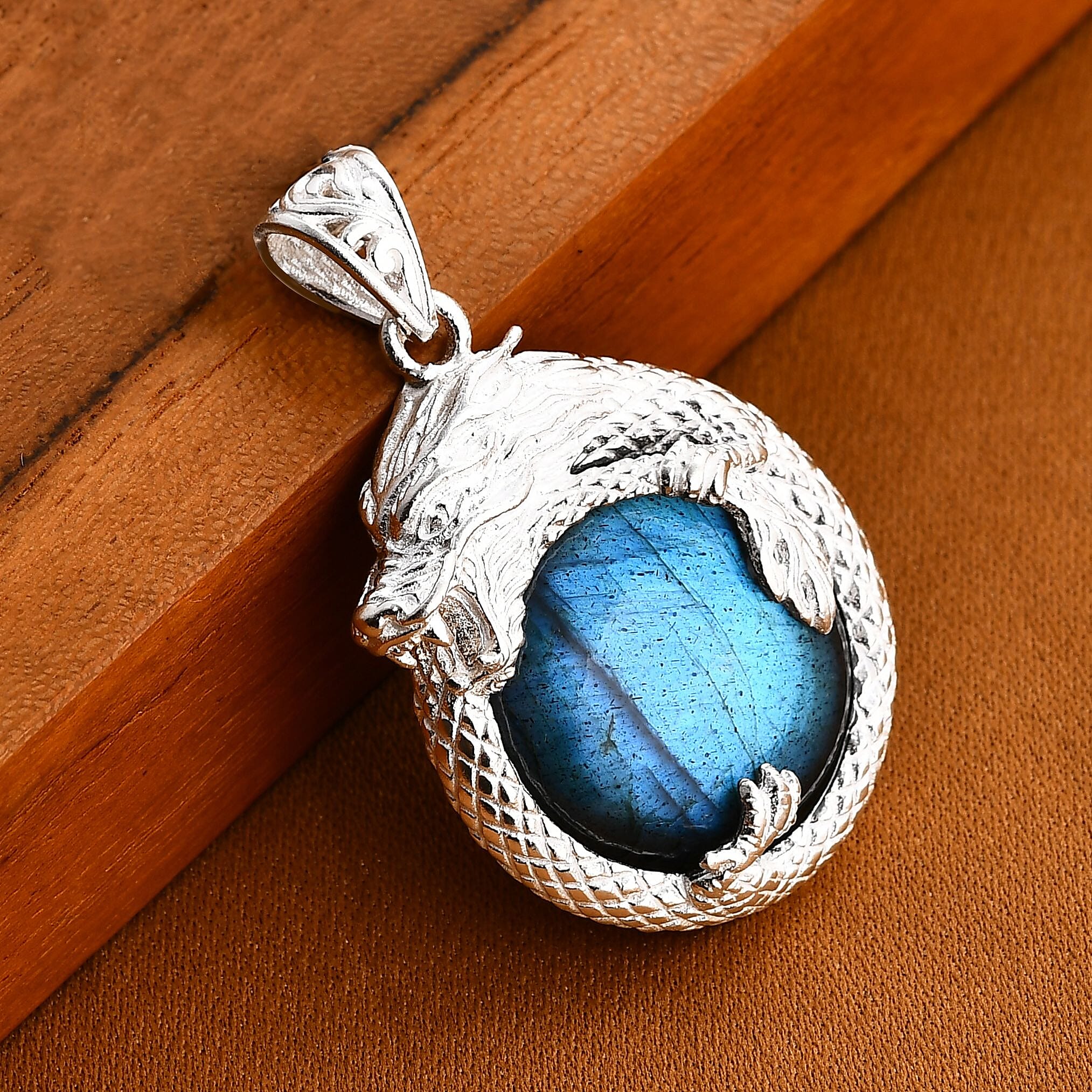 Royal Bali Collection - Labradorite Dragon Pendant in Sterling Silver 25.27 Ct.