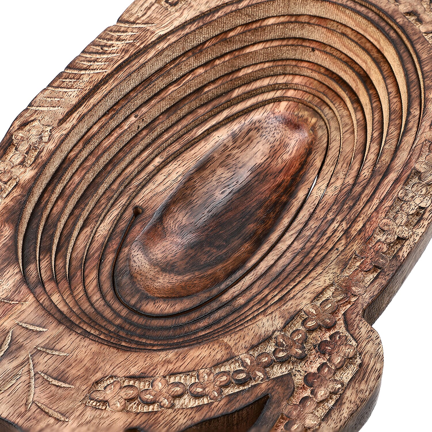 Elephant Shape Hand Carved Wooden Spring Tray with Small Legs 35cm (L) x 19.5cm (W) x 9.5cm (H) Elephant Shape Hand Carved Wooden Spring Tray with Small Legs 35cm (L) x 19.5cm (W) x 9.5cm (H)