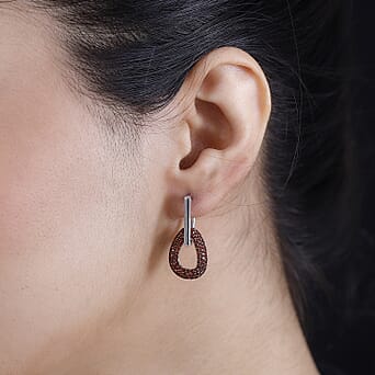 https://tjcuk.sirv.com/Products/79/2/7926056/Red-Garnet-Fancy-Earring-in-rhodium-Sterling-Silver-1-62-ct-Silver-Wt-_7926056_2.jpg?w=342&h=342