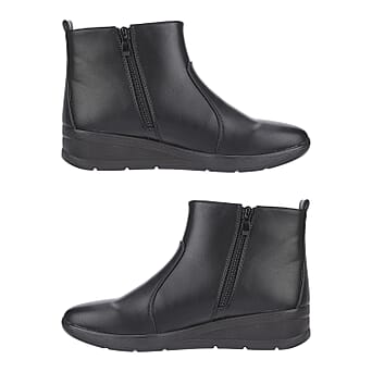 https://tjcuk.sirv.com/Products/79/2/7929763/LJandR-BRAMBLE-Gusset-Ankle-Boot_7929763_2.jpg?w=342&h=342
