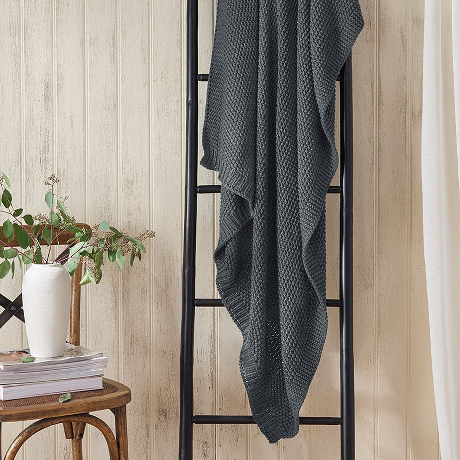 New Collection - Sleep Retreat Haven Knitted Throw Blanket (Size 180x125 cm) - Charcoal Grey