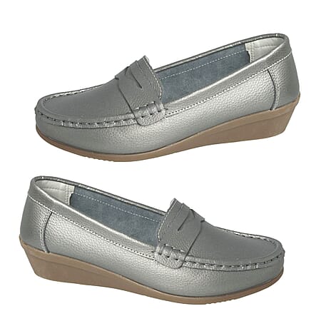 Down to Earth Leather Wedge Shoes  (Size 5) - Pewter