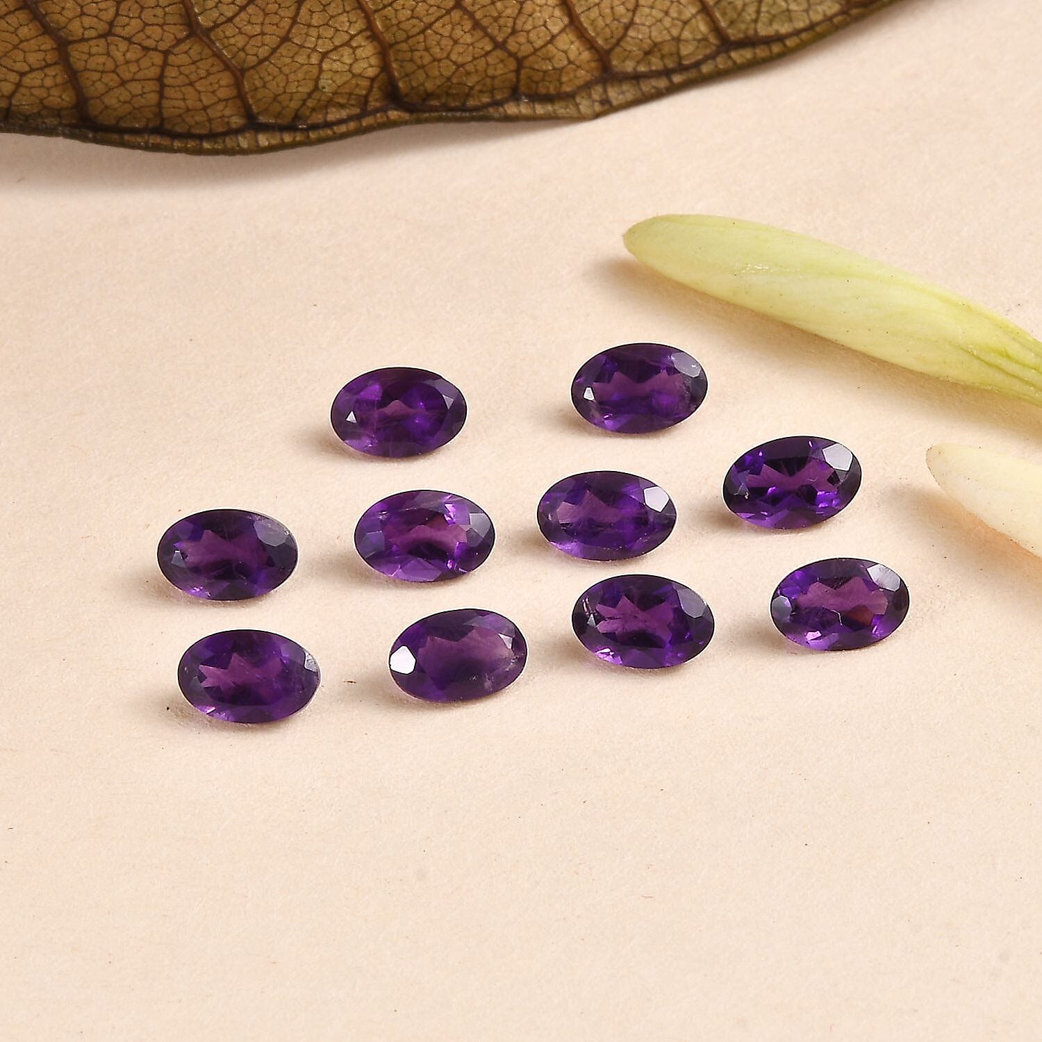African Amethyst Oval 6x4 mm
