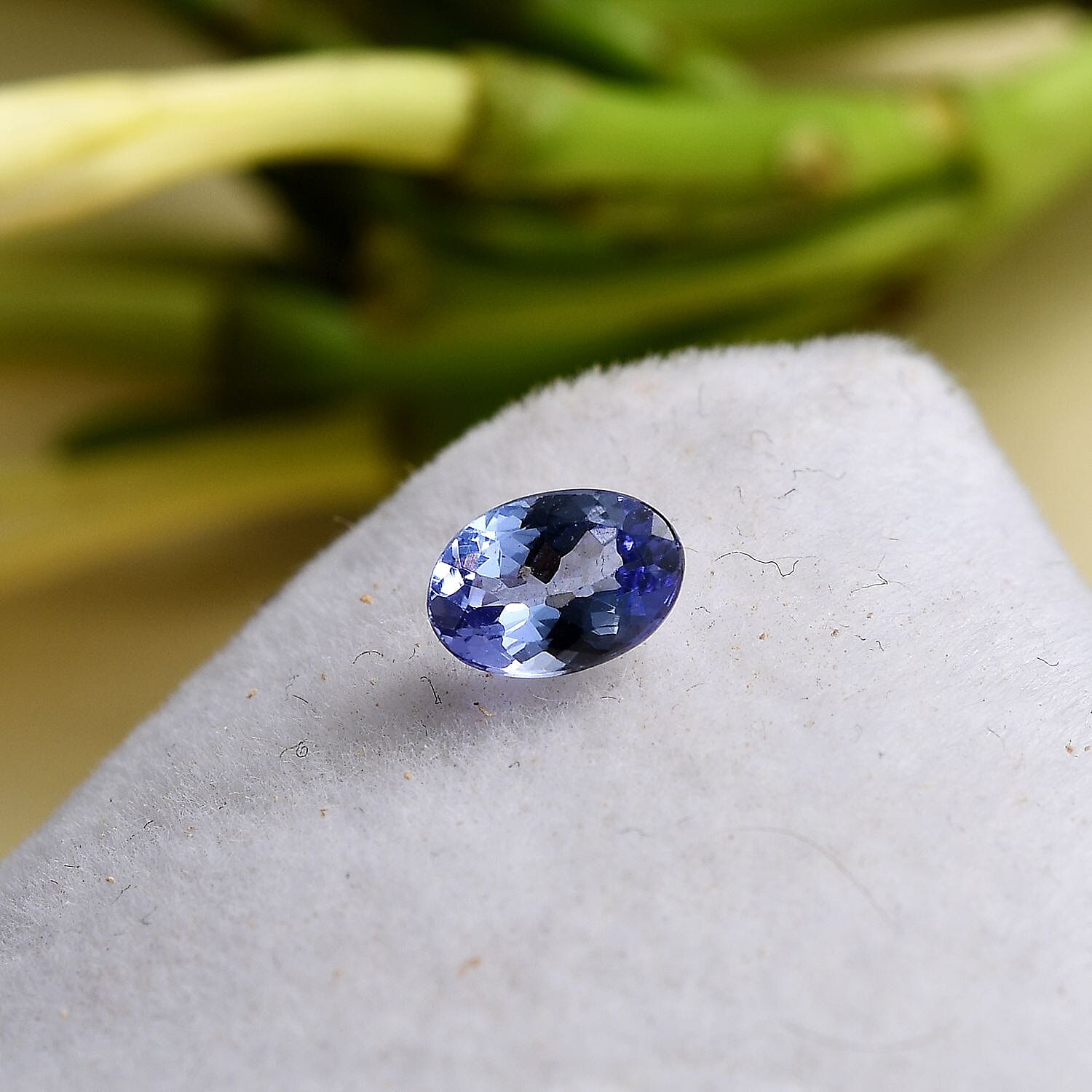 Tanzanite Oval 6x4 mm