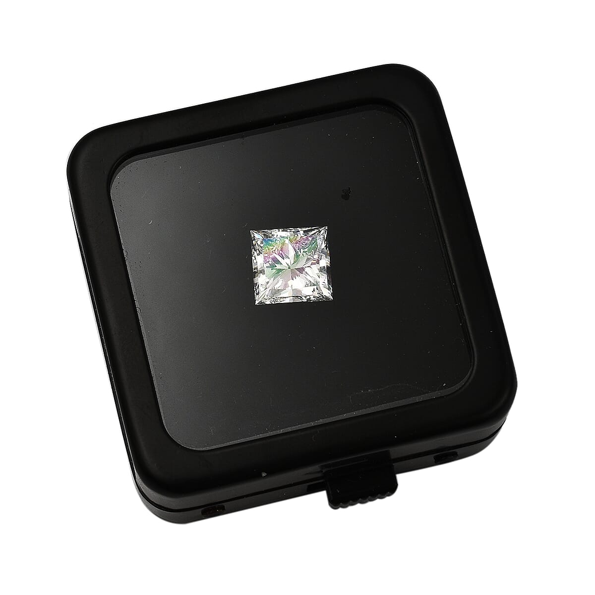 Luxuriant Diamond - IGI Certified Lab Grown Diamond (VS2-G) Princess Cut 3.09 Ct.