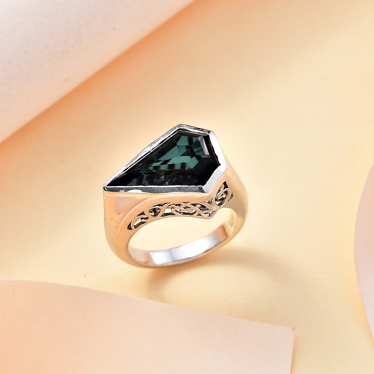 Alexandrite Triplet Quartz Fancy Ring in Rhodium Overlay Sterling Silver 5.84 Ct.