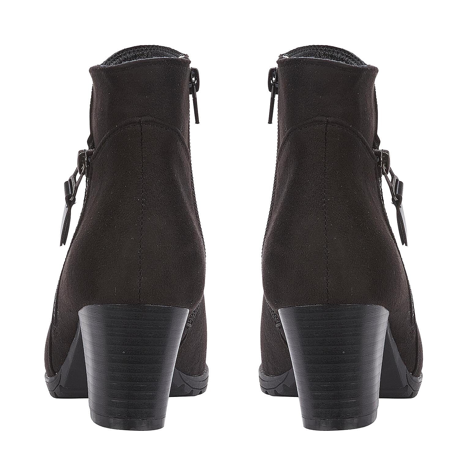   Shoes by Emma Ladies Shoe