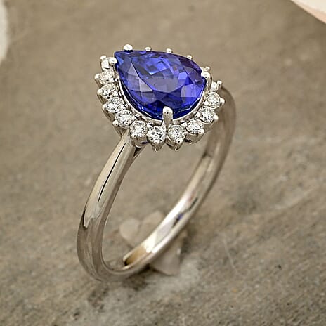 950 Platinum  AAAA  Tanzanite   White Diamond  VS Ring 2.15 pc,  Platinum Wt. 6.46 Gms  2.150  Ct.