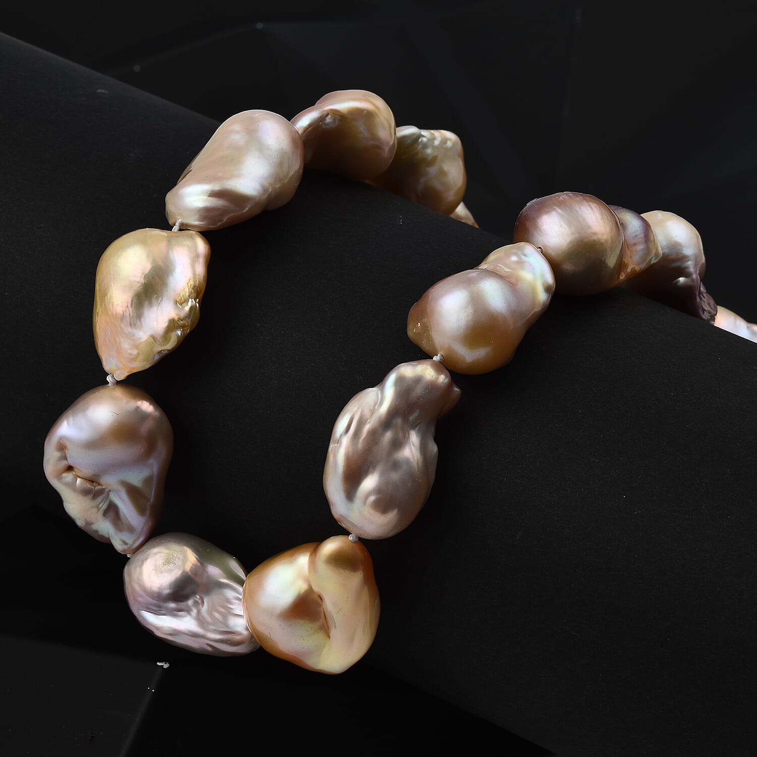 Multi Color Fresh Water Pearl  Baroque Necklace With Bar Clasp (Size - 20) 650.0 Ct