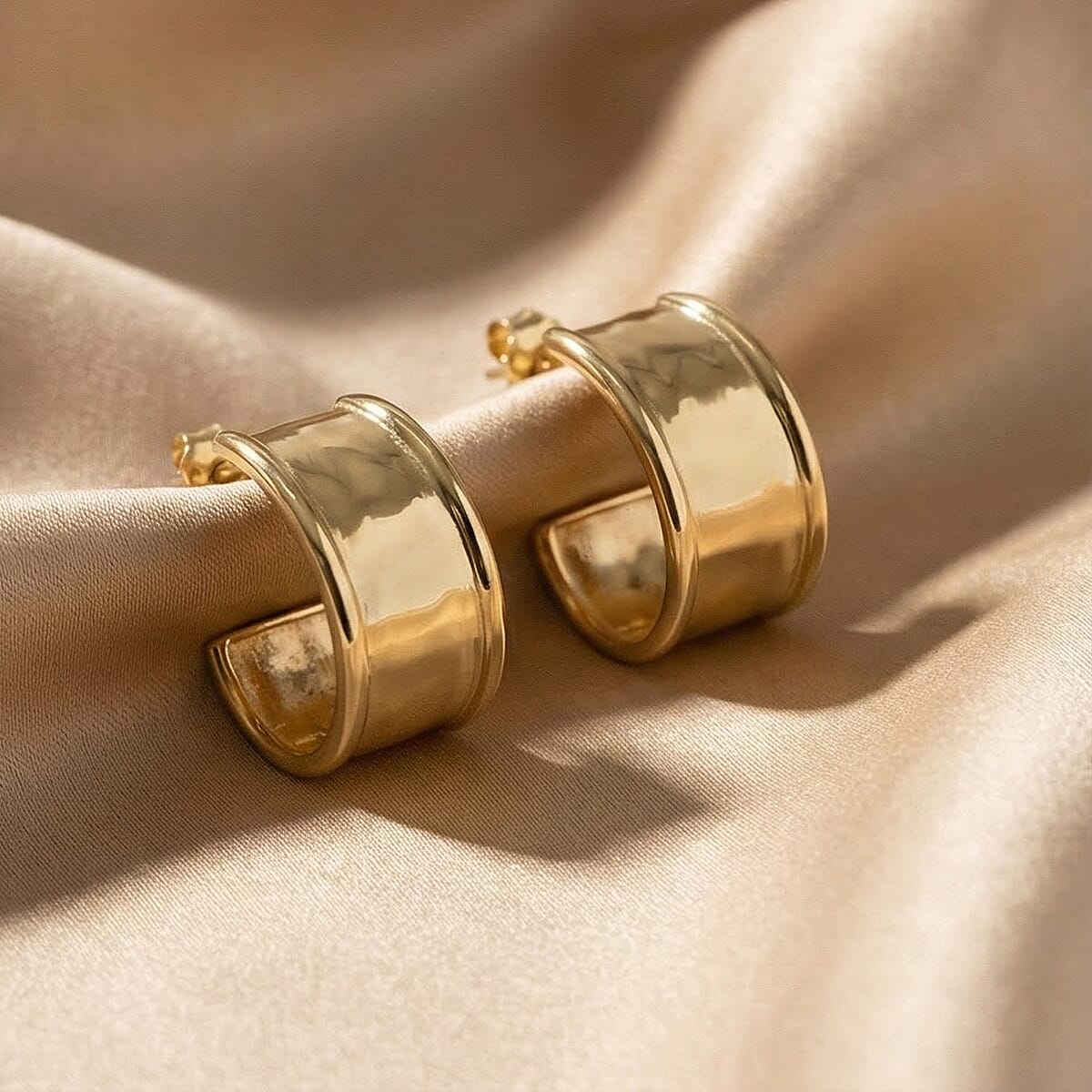 Maestro Collection - 9K Yellow Gold Earring With Push Back 1.86 Gm