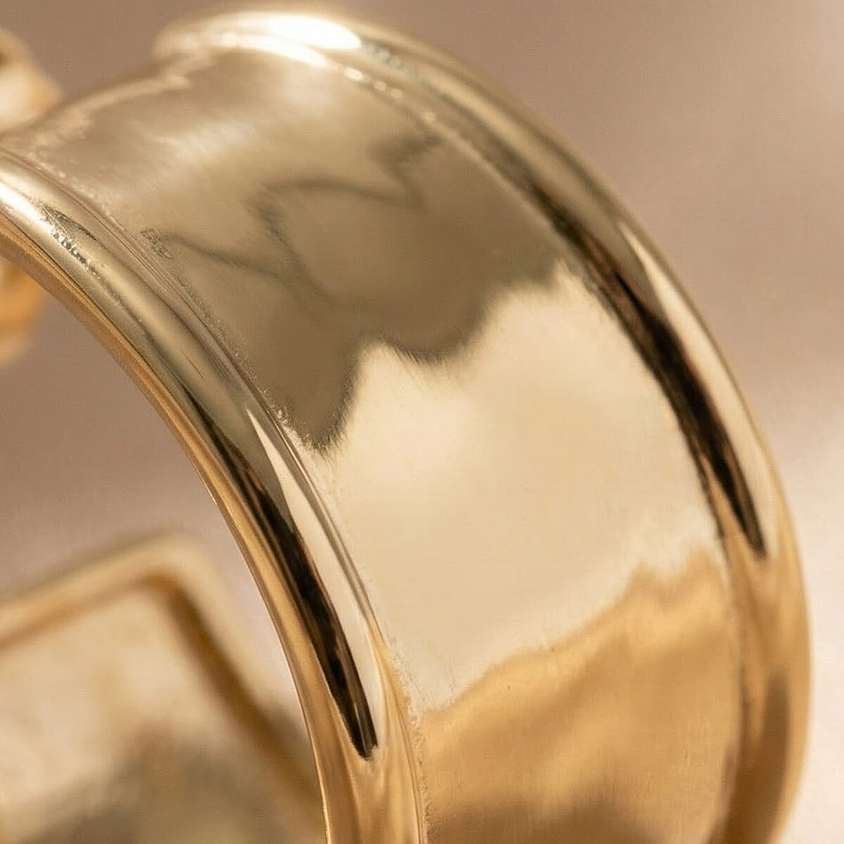 Maestro Collection - 9K Yellow Gold Earring With Push Back 1.86 Gm