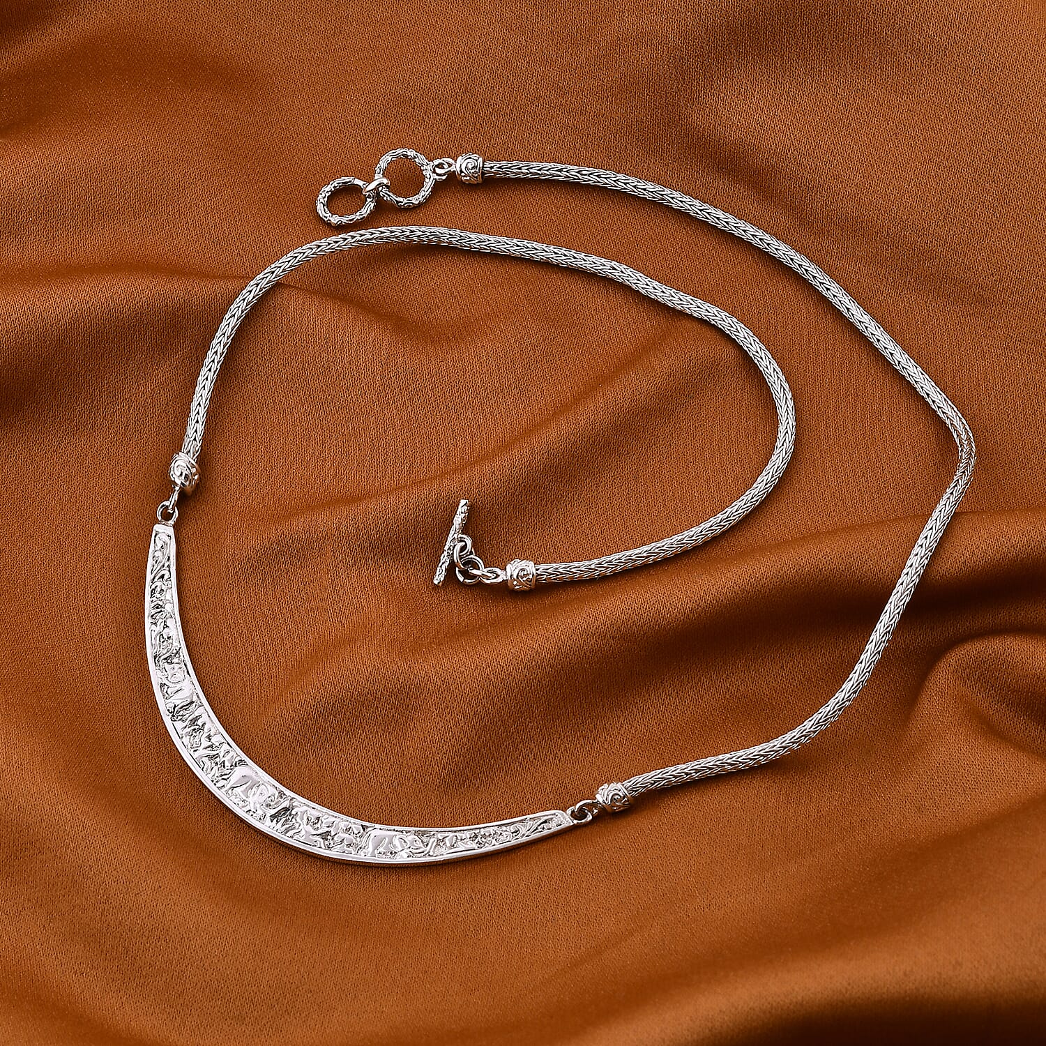 Sterling Silver Necklace (Size - 20) with T - Bar Clasp, Silver Wt. 26.90 Gms.