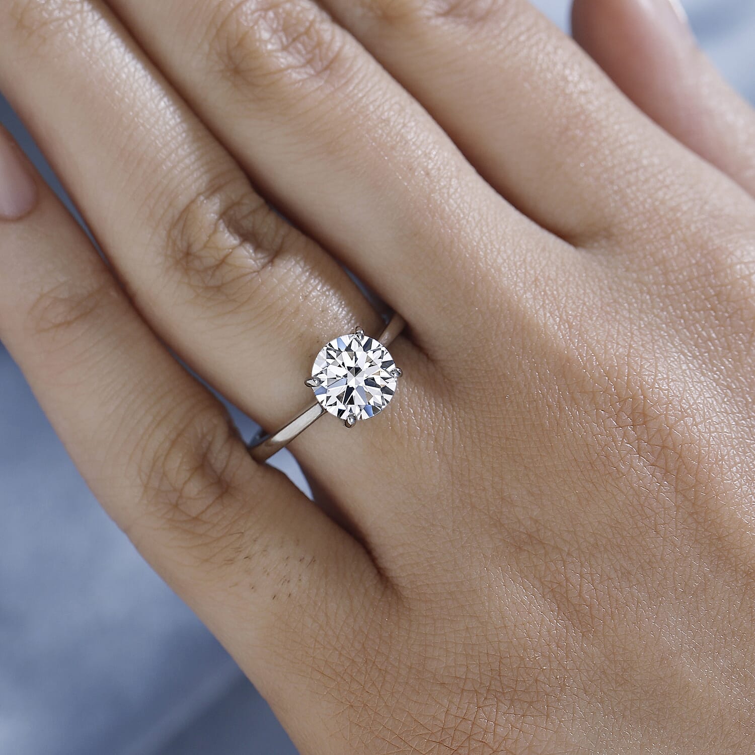 Luxuriant 950 Platinum SGL Certified Lab Grown Diamond (VS-EF) Solitaire Ring 2.04 Ct, Platinum Wt. 4.59 Gms.