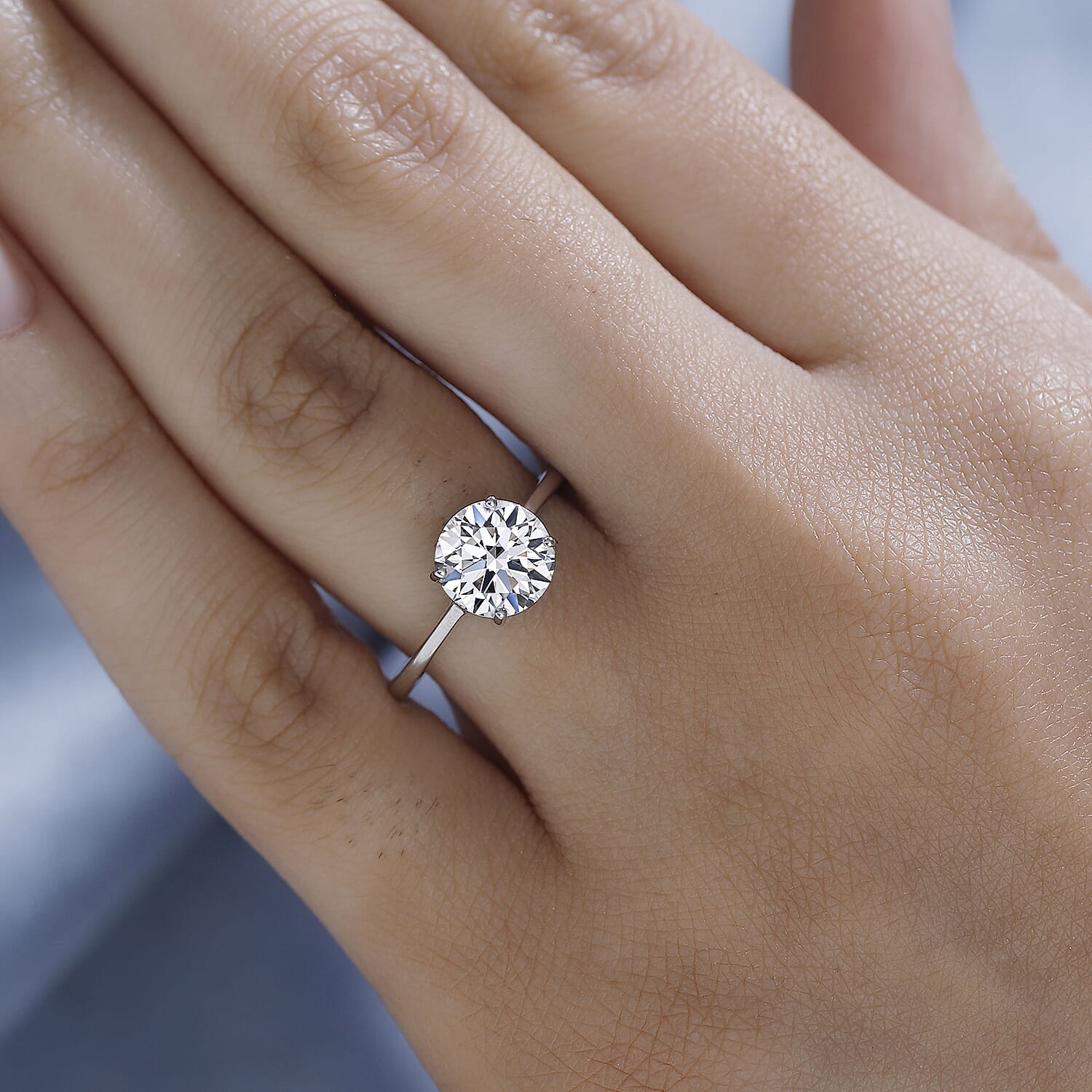 Luxuriant Diamond - 9K Gold SGL Certified (VS-G-H) Lab Grown Diamond Ring