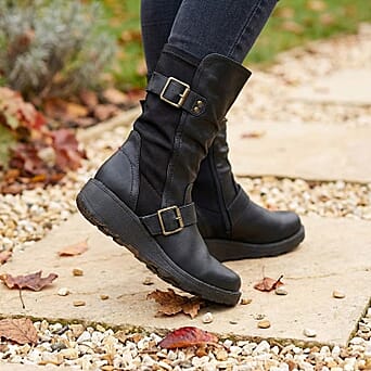 https://tjcuk.sirv.com/Products/79/6/7960421/Ladies-Mid-Wedge-Sole-High-EEE-Wide-Fit-Boots-with-2-Buckle-Straps-Bla_7960421_3.jpg?w=342&h=342