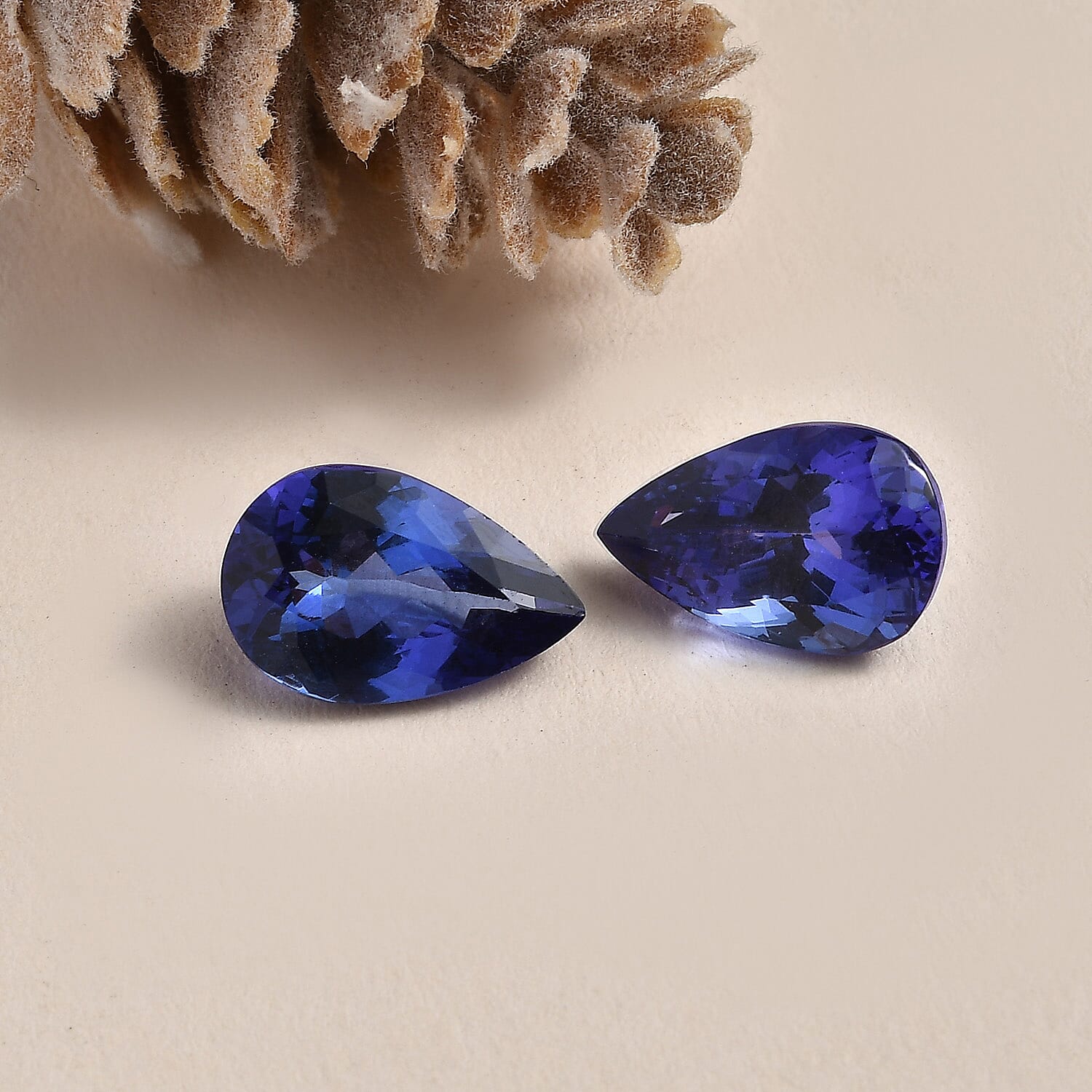 Tanzanite Pear Size Varies