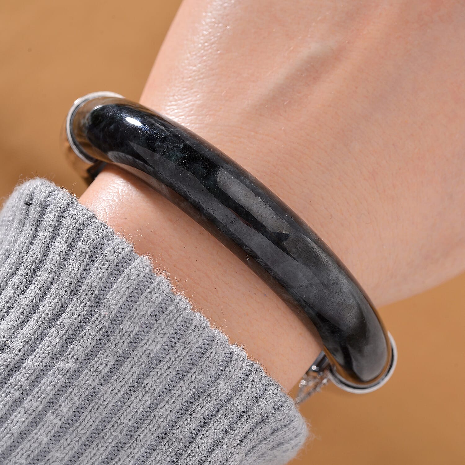 RARE OPPORTUNITY - Natural Black Jadeite Jade Bangle (Size 7.5) in Rhodium Overlay Sterling Silver 250.00 Ct
