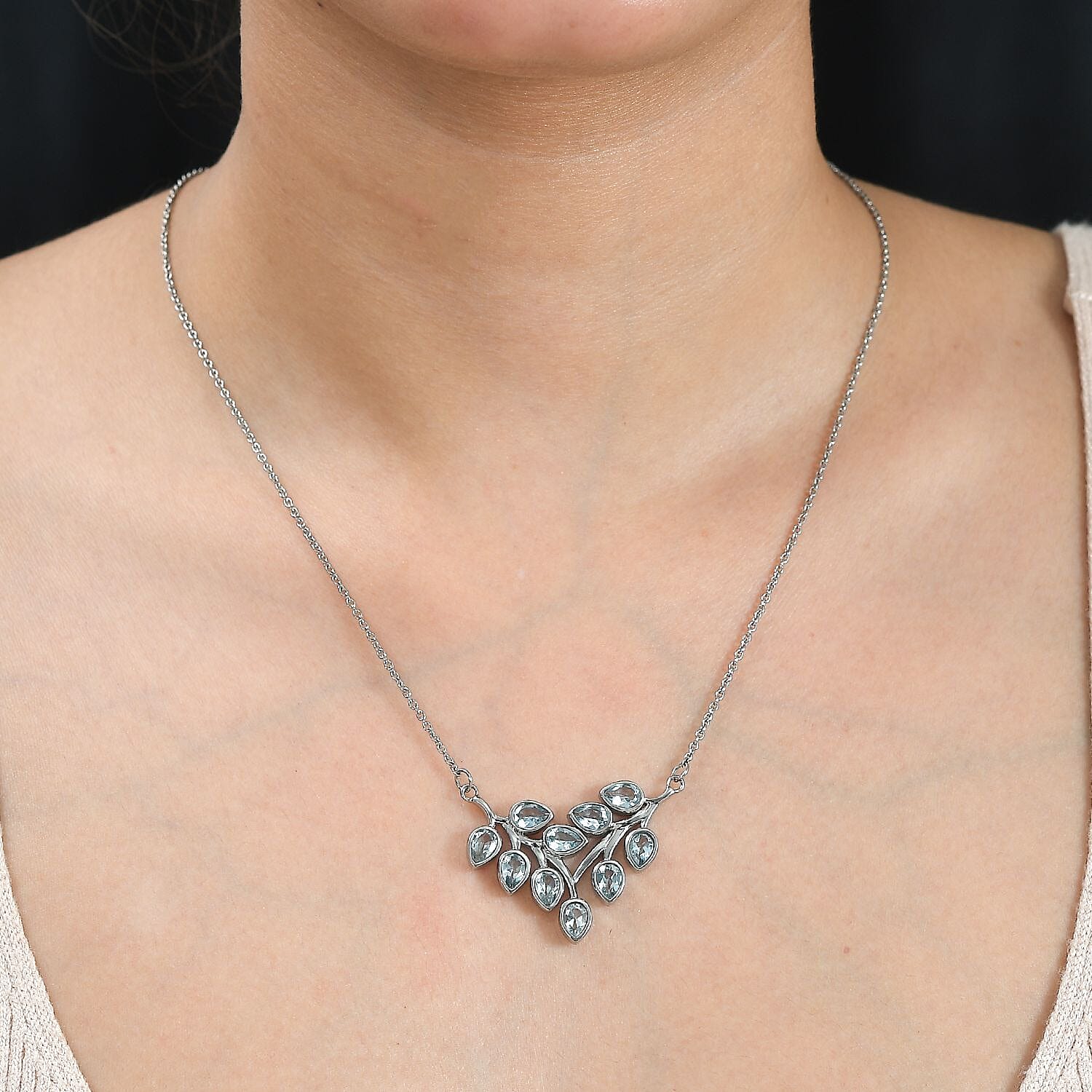 Skyblue Topaz Necklace (Size - 20) in Silver Tone 4.87 Ct.