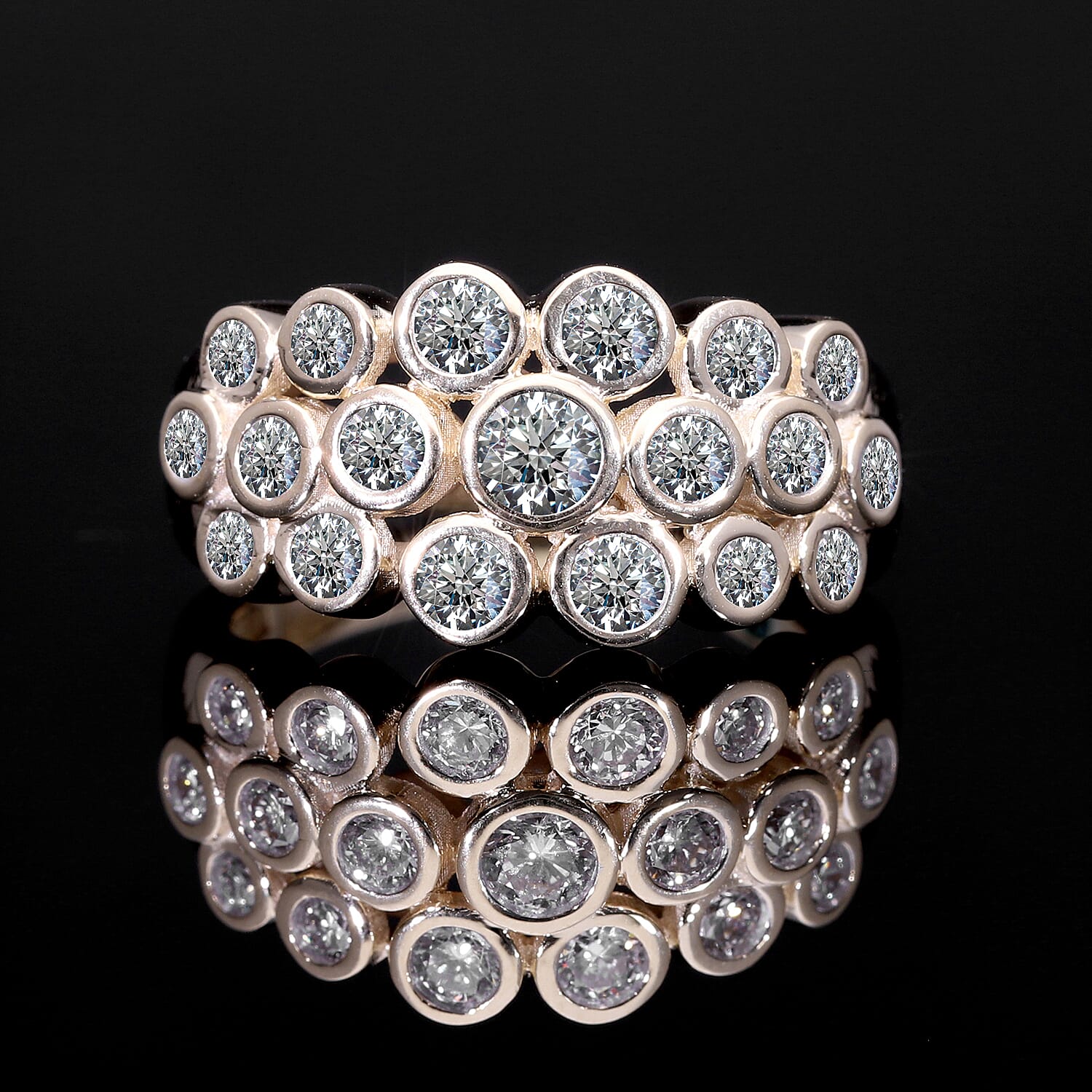 Luxuriant Diamond  9K Yellow Gold  VS   Zambian Emerald ,  Lab Grown Diamond  EF, VS Ring 1.10 ct,  Gold Wt. 4.34 Gms  1.095  Ct.