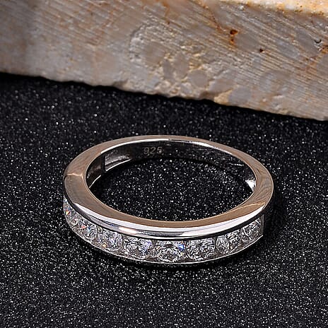 RADIANTA Moissanite - GRA Certified D-VVS1 Moissanite Band Ring in Rhodium Overlay Sterling Silver 1.00 Ct.