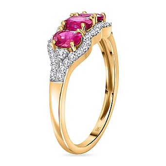 https://tjcuk.sirv.com/Products/79/6/7968912/9K-Yellow-Gold-Premium-AA-Mozambique-Pink-Sapphire-and-Moissanite-Tril_7968912_3.jpg?w=342&h=342