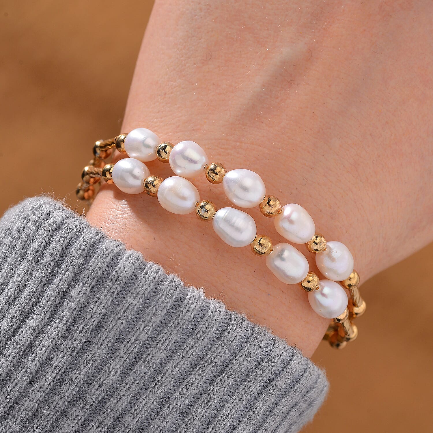 White Fresh Water Pearl Adjustable Bangle (Size - 7.5) in Yellow Gold Tone 35.00 Ct.