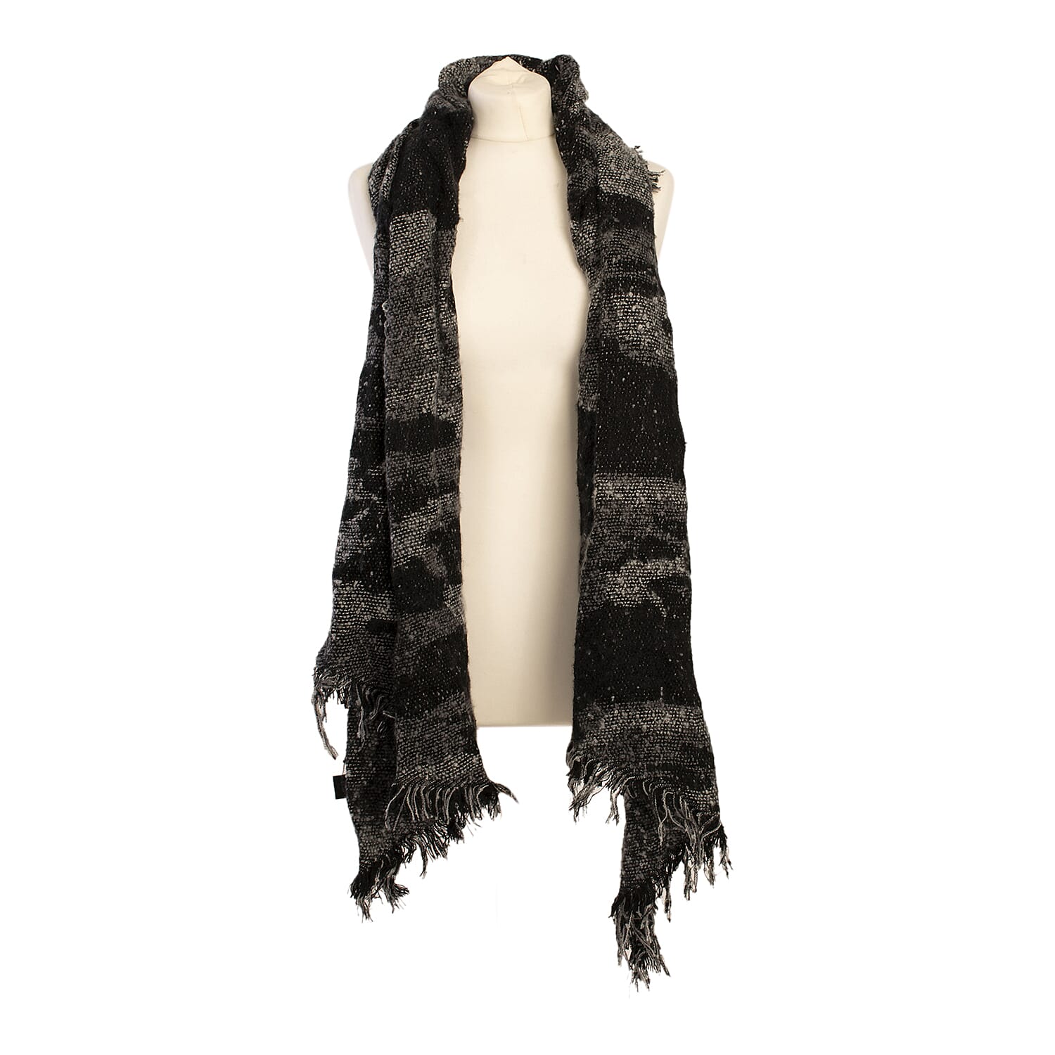 Winter Essential - Soft and cozy Scarf - Dark Grey