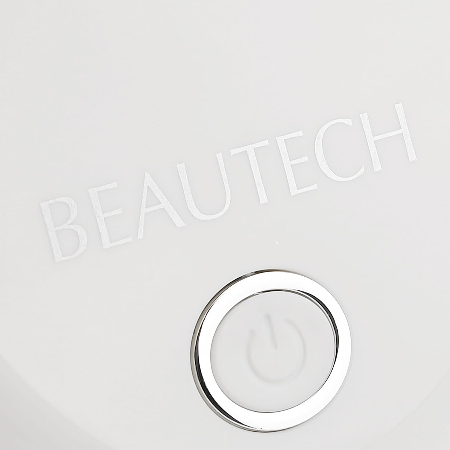 Beautech Womens Portable Shaver with USB Charging - White Beautech Womens Portable Shaver with USB Charging - White