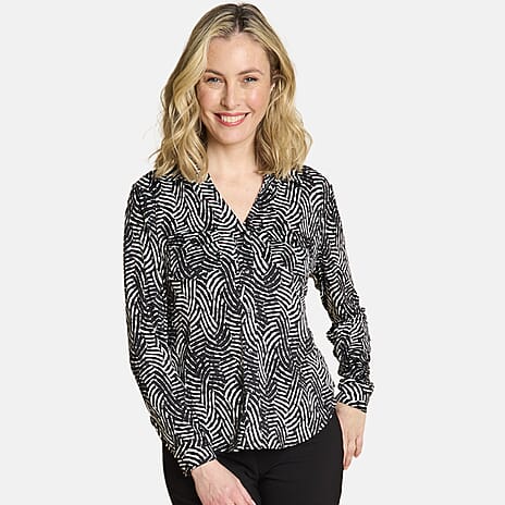 Emreco Long Sleeve Wave Print Classic Collar Pocket Blouse (Size 18) - Black & White