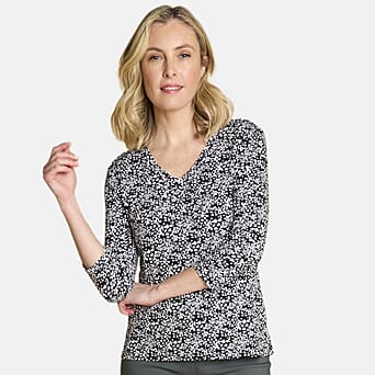 https://tjcuk.sirv.com/Products/79/7/7972392/Emreco-Casual-3-4-Sleeve-V-Neck-Printed-Top-Size-18-Black_7972392.jpg?w=342&h=342