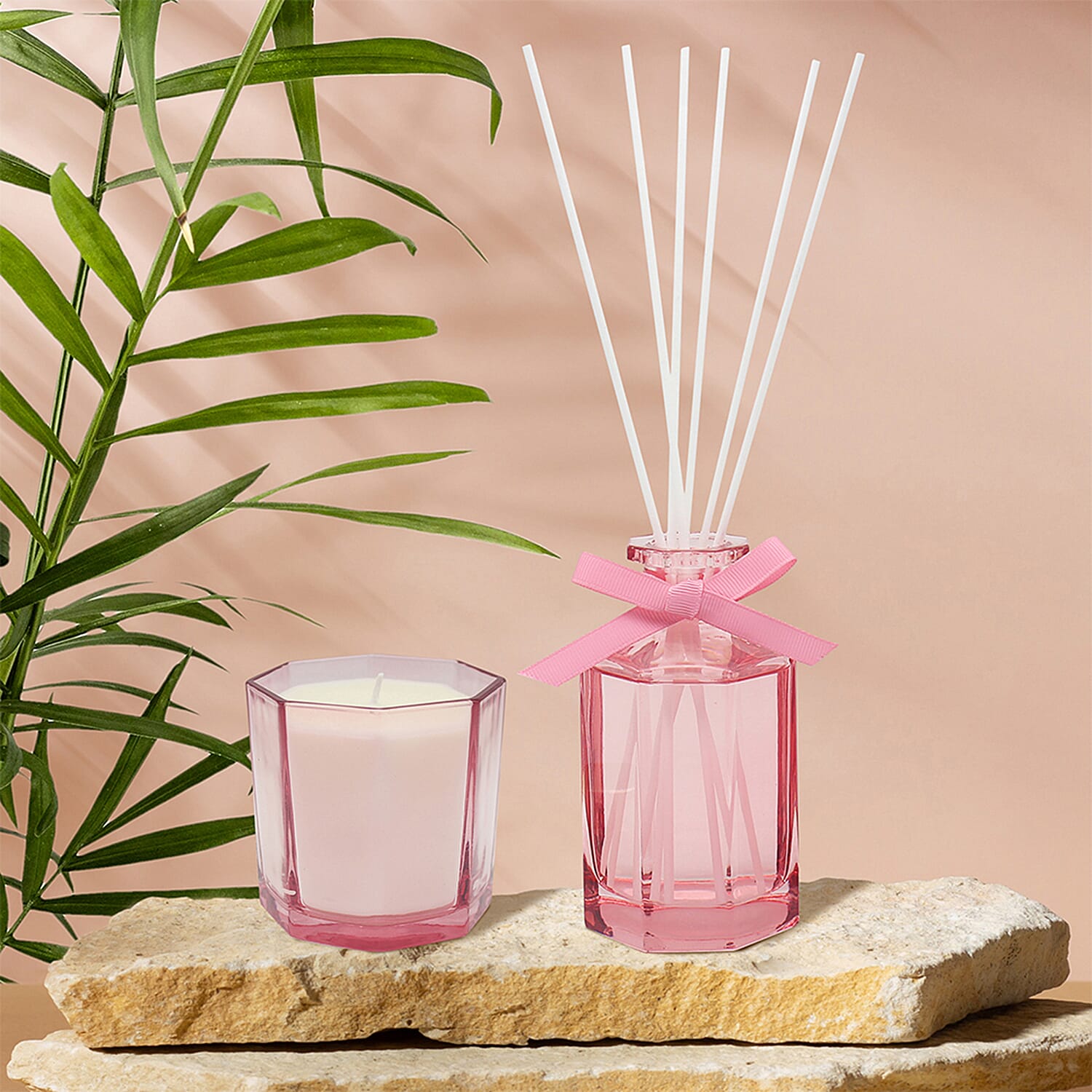 Candle & Diffuser Set Rose & Bergamot 180ml - Pink