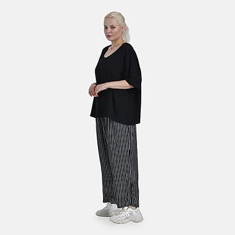 La Marey Relaxed Fit Striped Print Loungewear Co-ords Set (Size 16 to 18) - Black