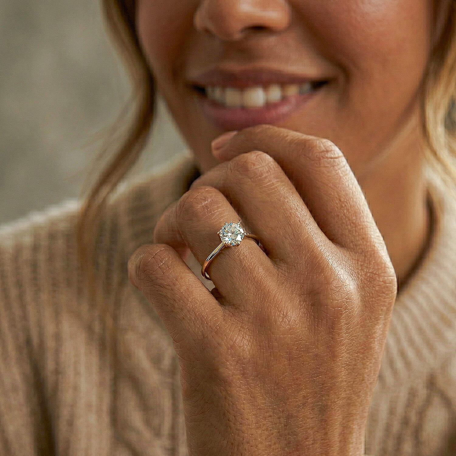 Luxuriant - 9K Yellow Gold SGL Certified Lab Grown Diamond (VS-EF) Solitaire Ring 1.00 Ct.